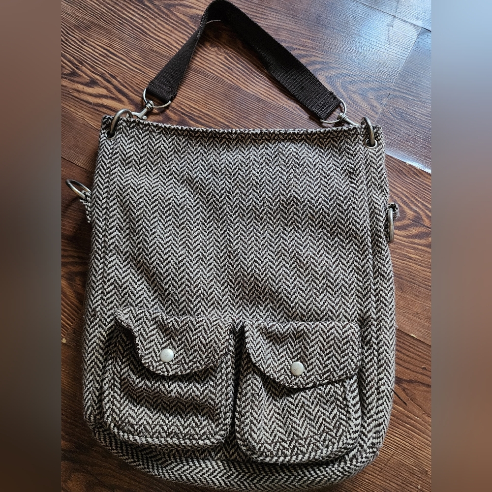 Aeropostale Herringbone Shoulder Bag with Pockets Purse